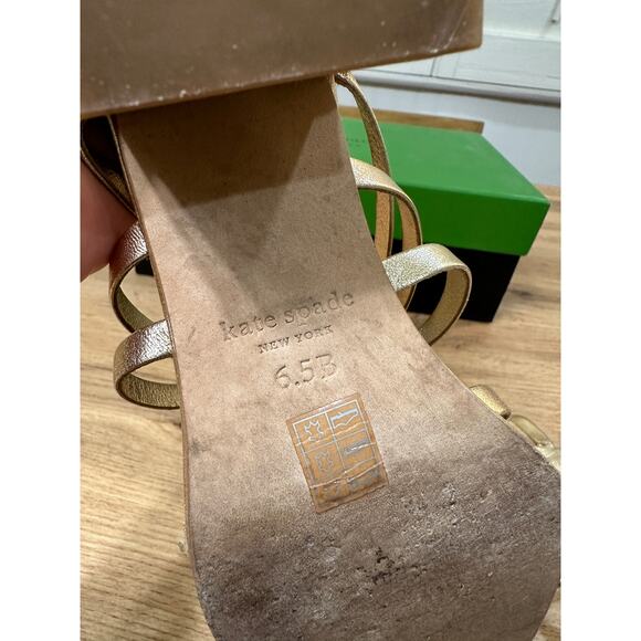 Kate Spade Carolina Block Heel Sandal Metallic Nappa Pale Gold 6.5 Lightly Worn - Picture 14 of 16